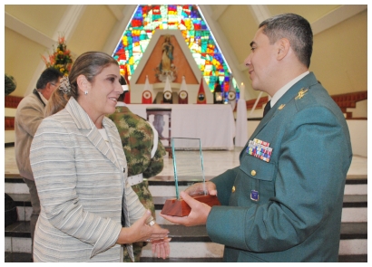 Mandataria local se uni&oacute; a la celebraci&oacute;n del cuadrag&eacute;simo octavo aniversario de la Octava Brigada 
