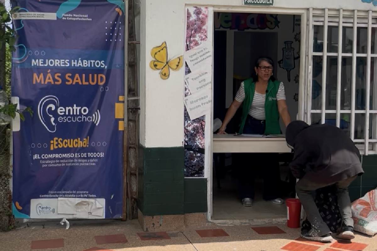CENTRO ESCUCHA 1