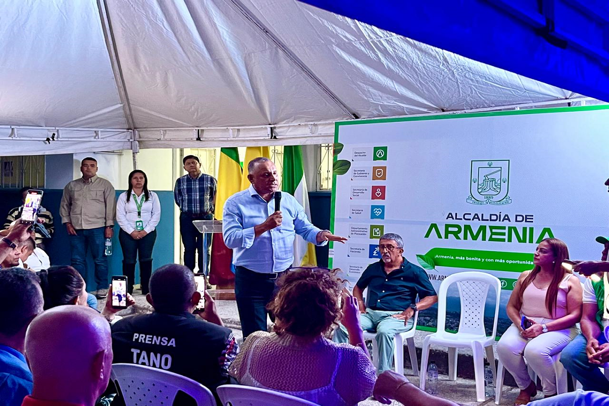 FOTO NOTA ANUNCIO UN KILOMETRO MAS DE VIA EN EL CAIMO 2