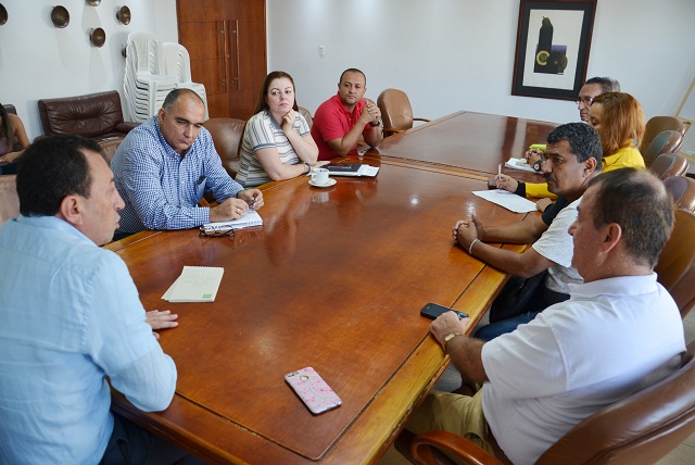 MARIA ISABEL ALCALDE REUNIDO CON EDILES 2